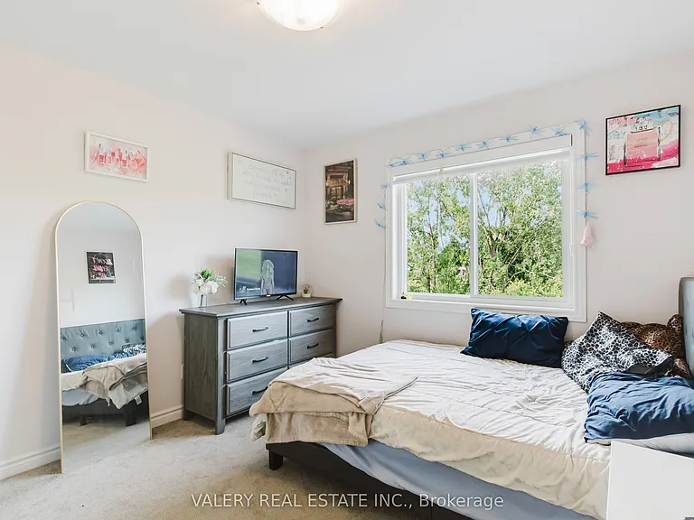 133 Caroline St — Photo 24
