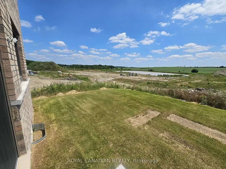 233 Leslie Davis St — Photo 46