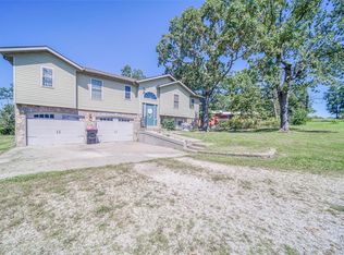 12321 Taylor Ln, Plato, MO 65552