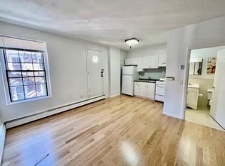 160 Salem St APT 8, Boston, MA 02113