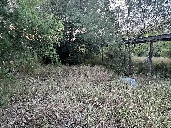 3rd image of 13787 Pepper St
