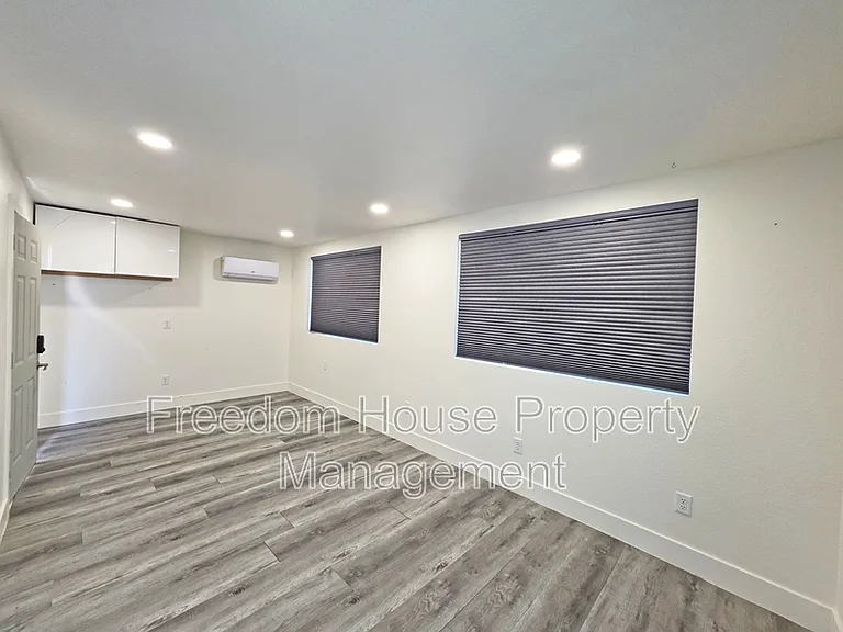 3630 E Vineyard Dr N — Photo 54