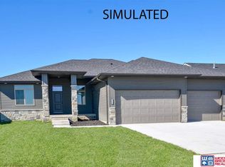 10263 White Pine Rd, Lincoln, NE 68527