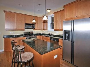 1239 N Maplewood Ave #2, Chicago, IL 60622