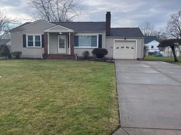 3918 Cascade Rd, Youngstown, OH 44511