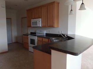 725 Willow Glen Dr #704, Buffalo, MN 55313