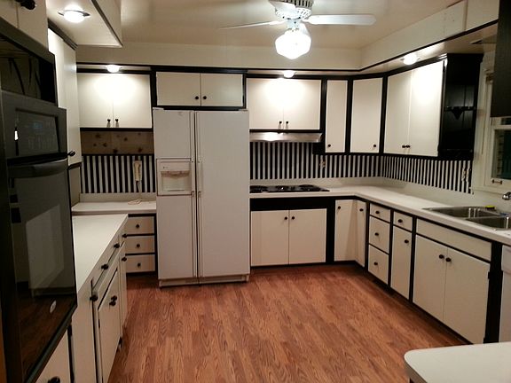 5th image of 1220 Sherwood Ave