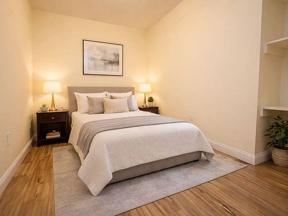 3rd image of 802 Van Duzer St #1