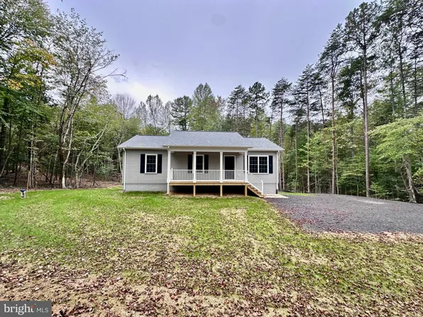 1303 Arrington Mountain Rd, Haywood, VA 22722