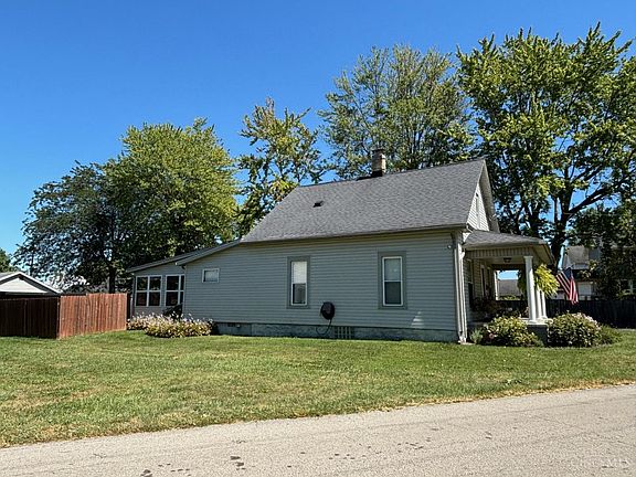2nd image of 47 B St