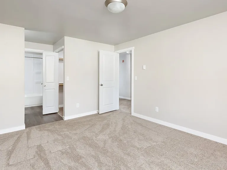 Bellwether Apartments — Photo 12