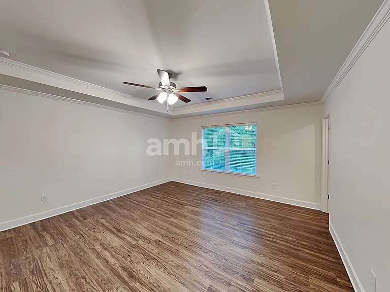 5035 Hudson Valley Dr — Photo 15