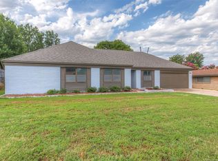 6614 E 57th Pl, Tulsa, OK 74145