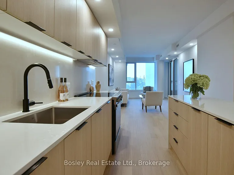 31 Huron St #227 — Photo 13