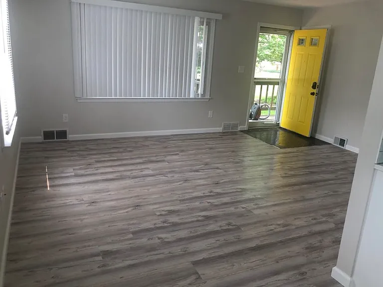 46568 Waco St — Photo 3