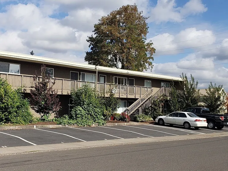 Rancho Real Apartments — Photo 2