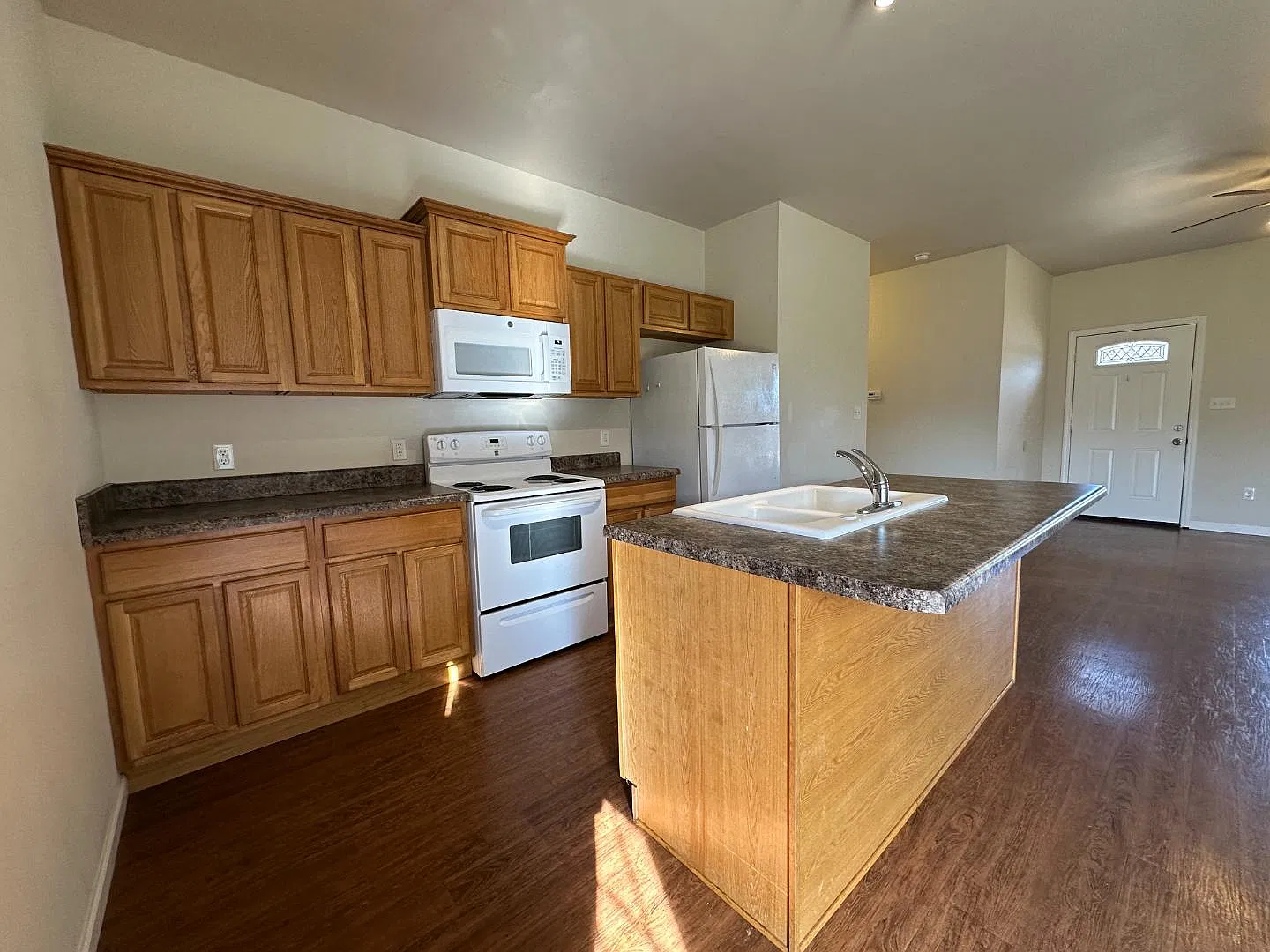 17 Rock Creek Dr — Photo 3
