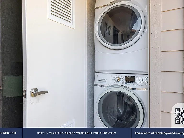 Washer/Dryer in Apartment