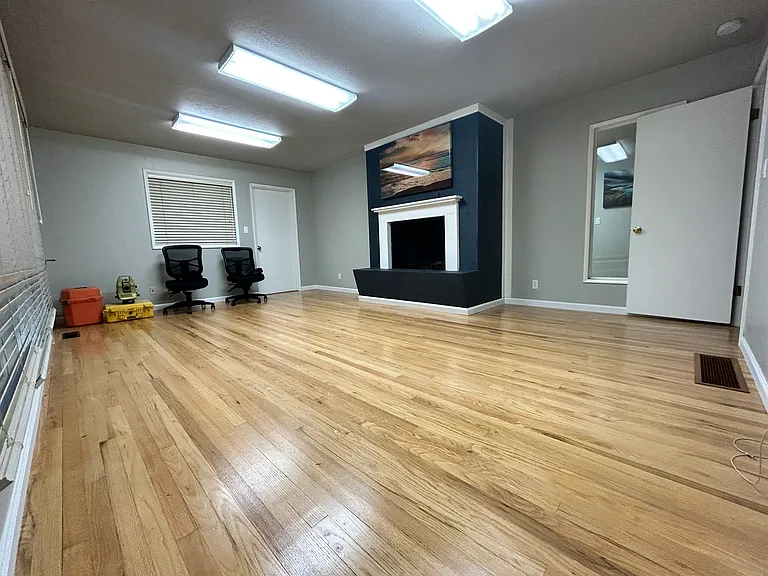Large family room with doors (upstairs ) - can be an office or 4th bedroom