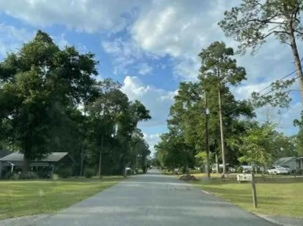 1306 Jeffery Ln, Bainbridge, GA 39817