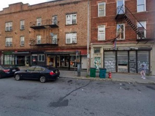 13 Academy St APT 3