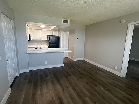 3rd image of 728 Executive Center Dr #211-5-211