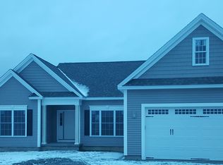 14 Brook Hill Dr, Troy, NY 12180