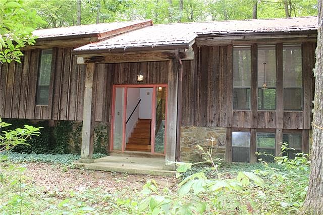 1st image of 19 Fork Mountain Way