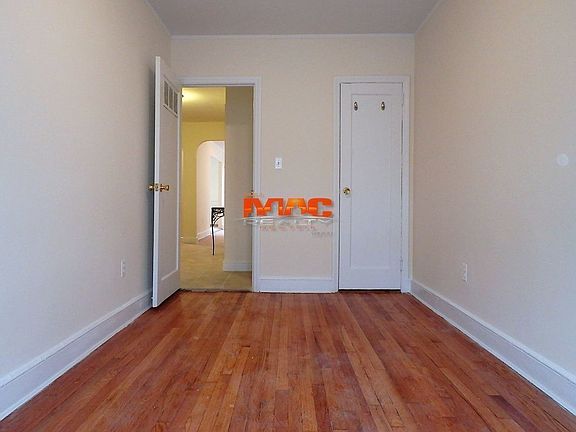 5th image of 30-50 42nd St #3F