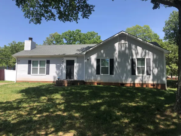 6907 Carriageway Ln, Charlotte, NC 28227