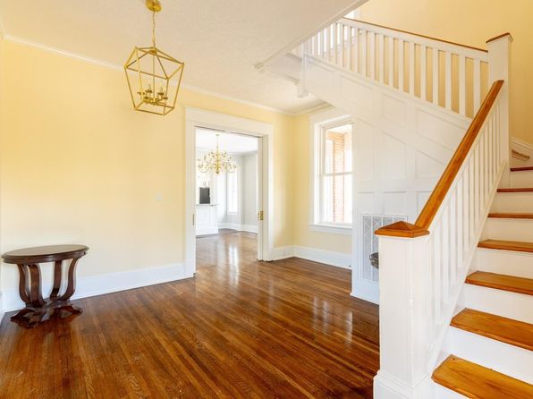 211 Cook Ave, Brookneal, VA 24528