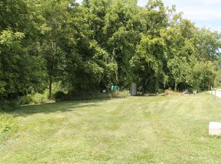 1005 Paine St, Decorah, IA 52101