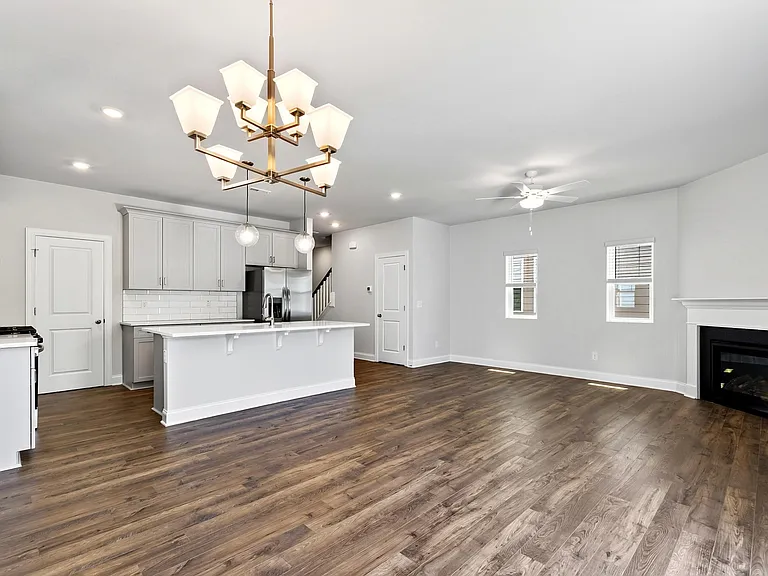 801 Portland Rose Dr — Photo 7