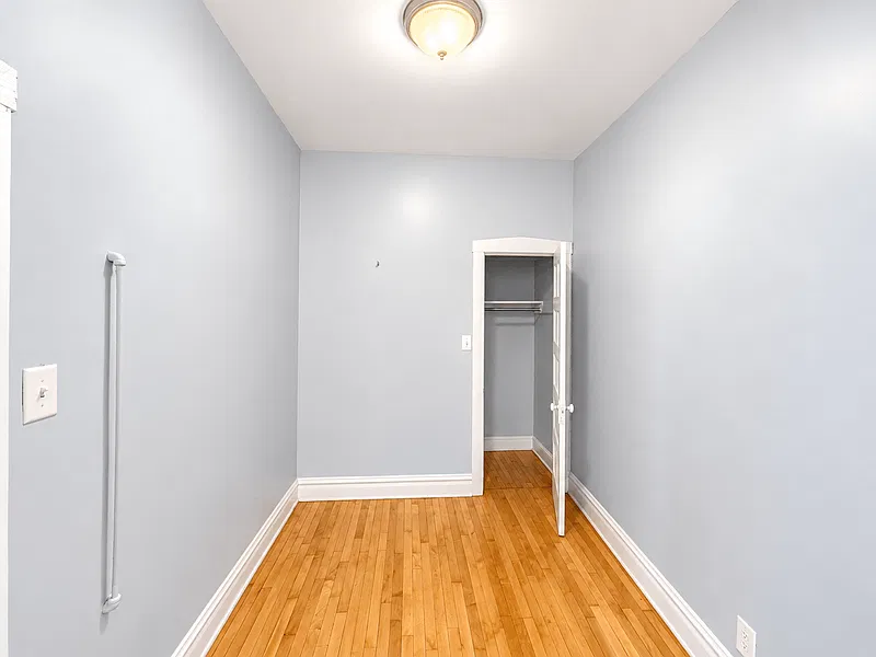2 bed, 1.0 bath, $1,250 — Photo 4
