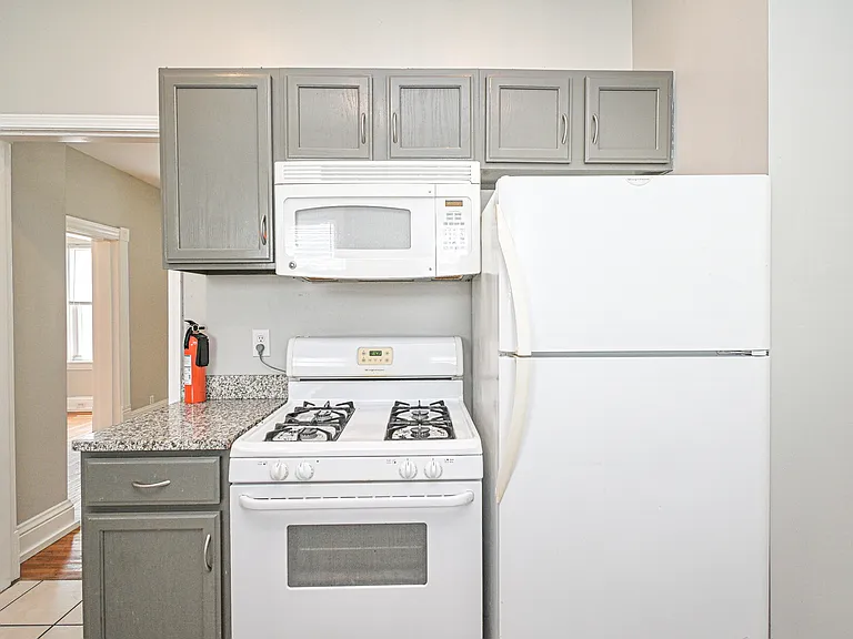 4221 Bell St — Photo 19