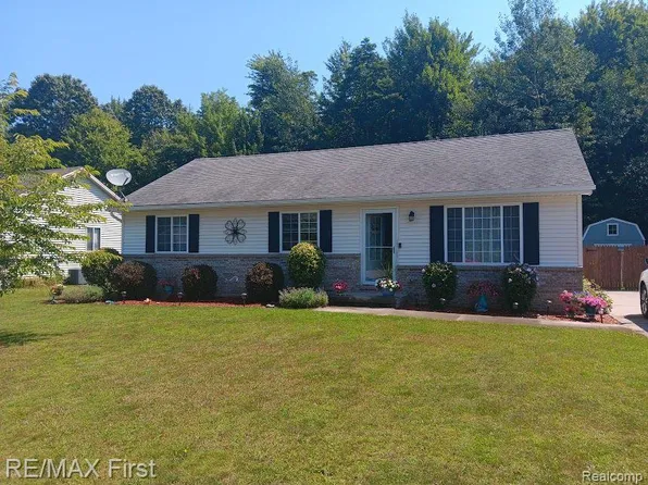 4086 Tristen Ave, Fort Gratiot, MI 48059