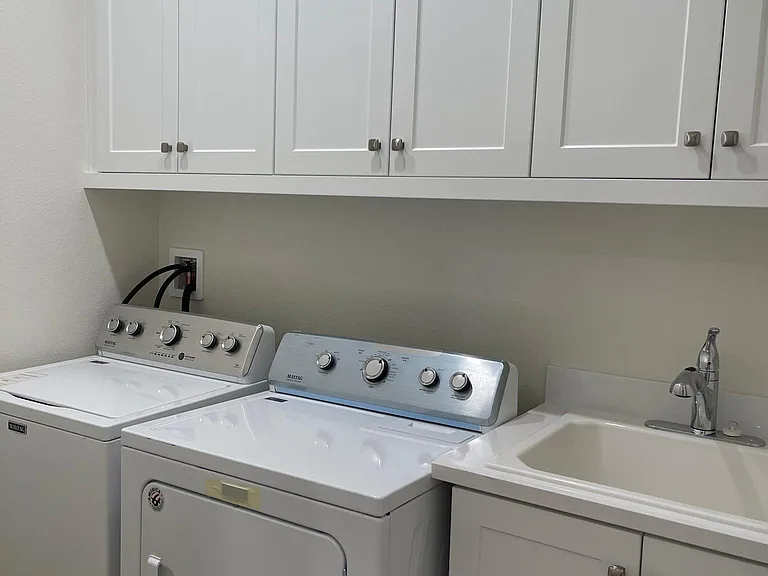 25 Bedford Ct — Photo 10