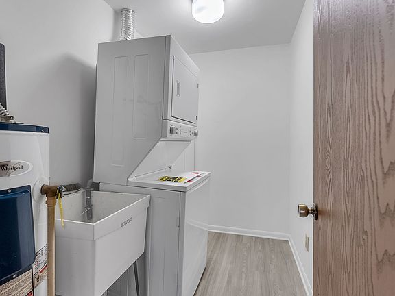 4th image of 7769 Manor Cir APT 103
