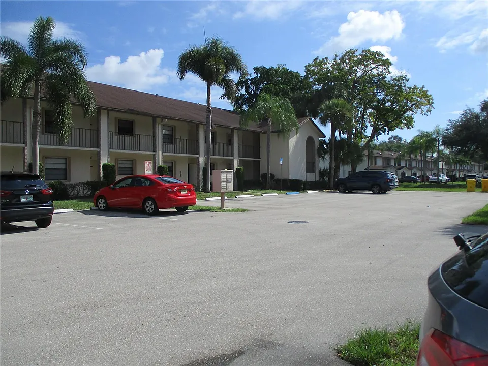 23442 SW 57th Ave #406