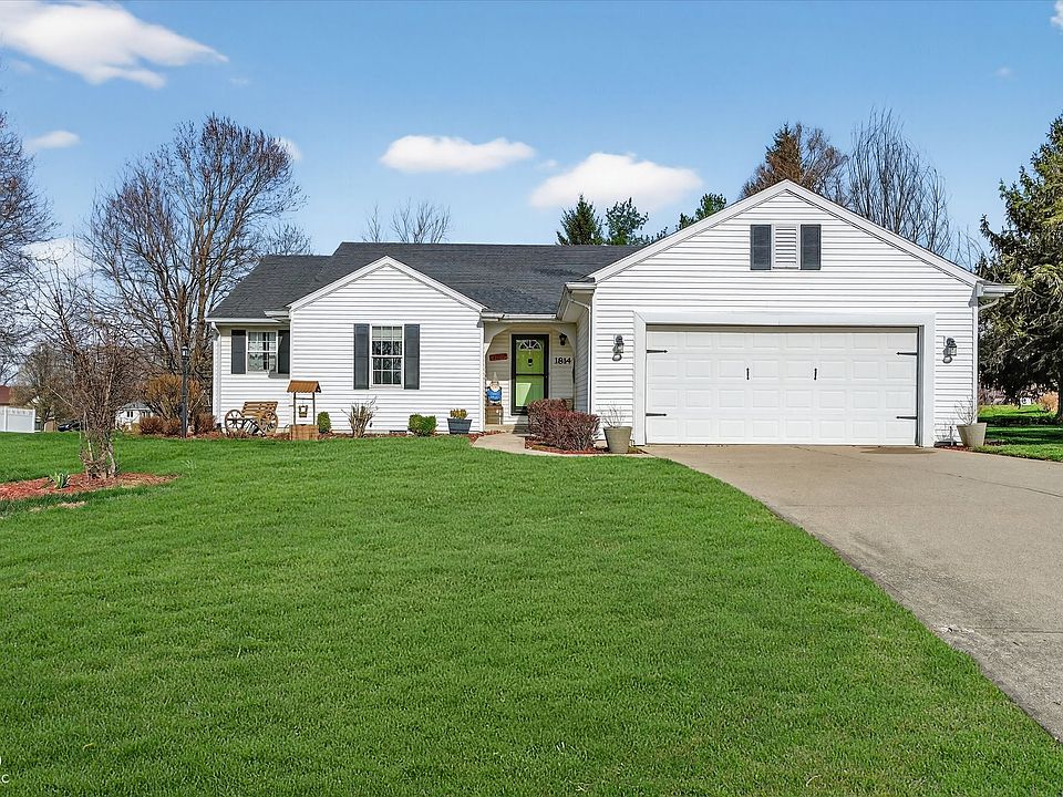1st image of 1814 Sandalwood Dr