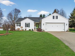 1814 Sandalwood Dr, Greencastle, IN 46135