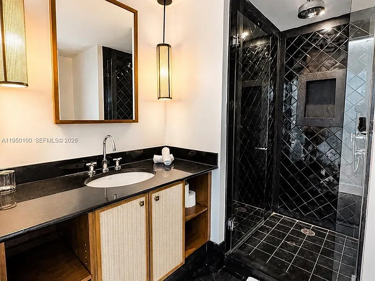 101 20th St #3501 — Photo 38