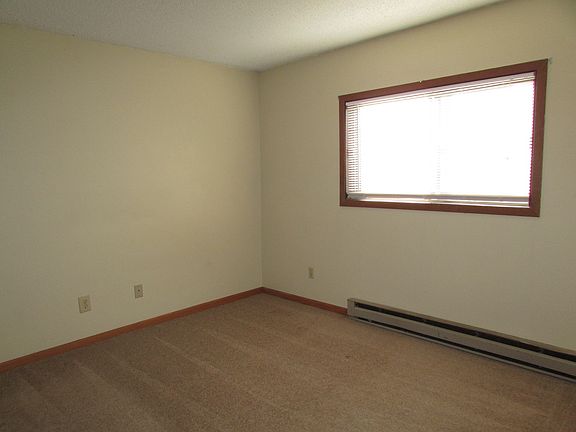 5th image of 1504 Sioux Ave APT 2