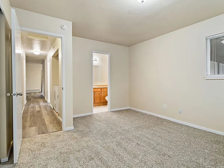 17354 SW Merlo Rd — Photo 9