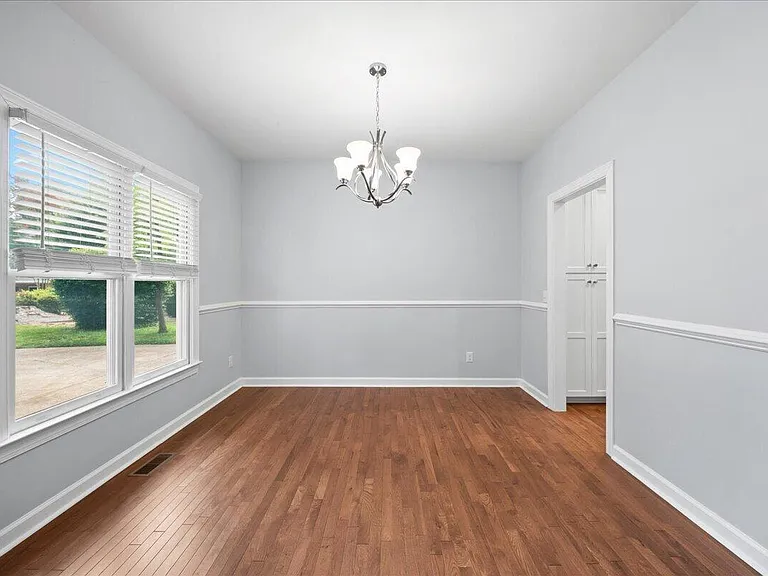 4616 Thendara Way — Photo 4