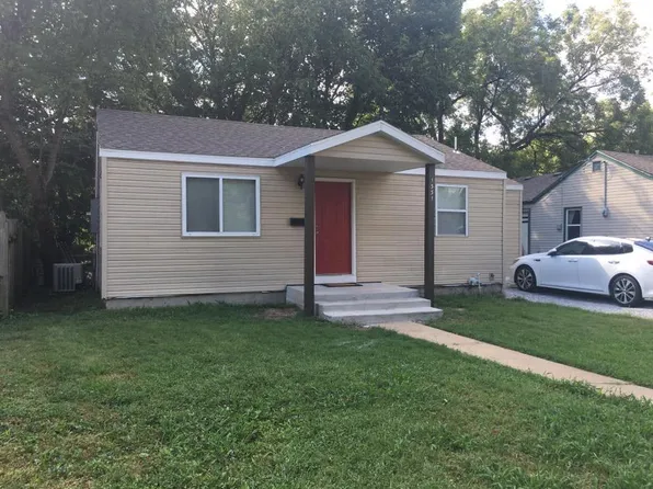 1331 S Pennsylvania Ave, Springfield, MO 65807