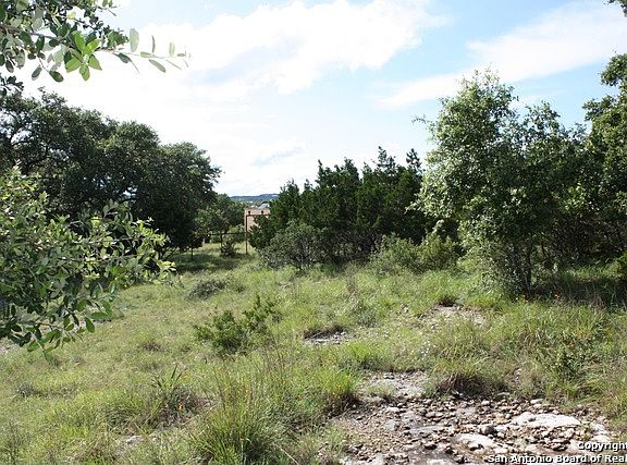 2nd image of 126 Comal Crst
