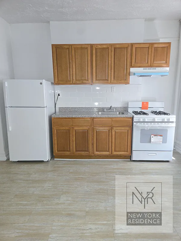 731 Gerard Avenue 1H