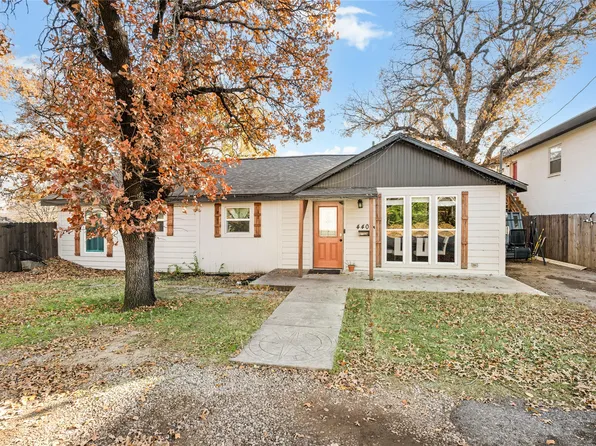 4404 Newman Dr, Haltom City, TX 76117