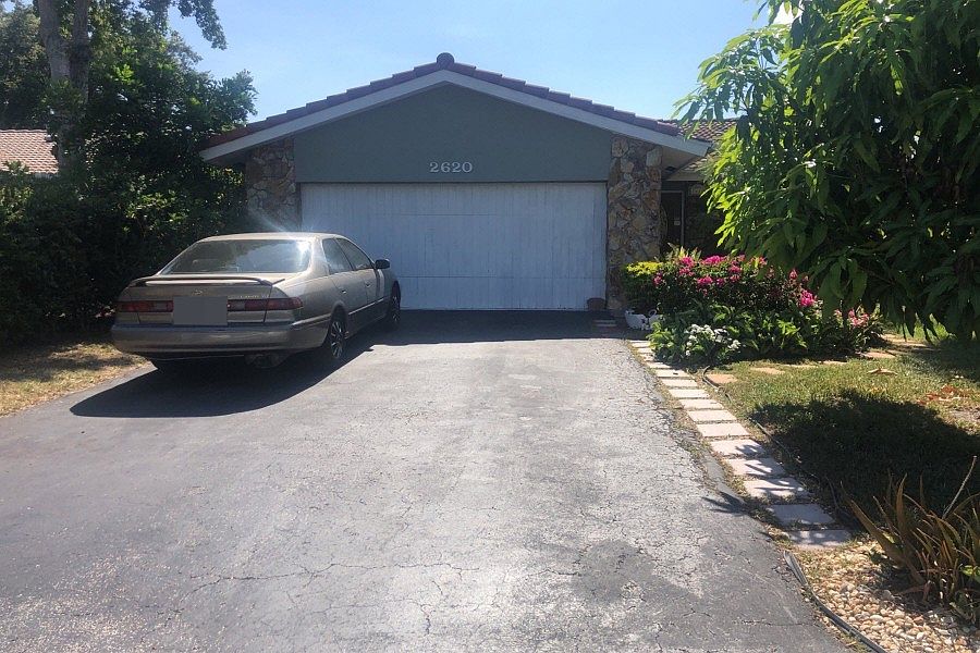 1st image of 2620 NW 91st Ave